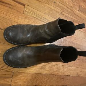 Dr. Martens Cadence Chelsea Boots